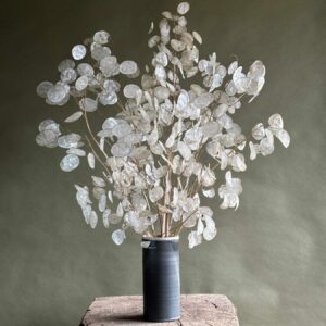 Homegrown dried flowers delivery